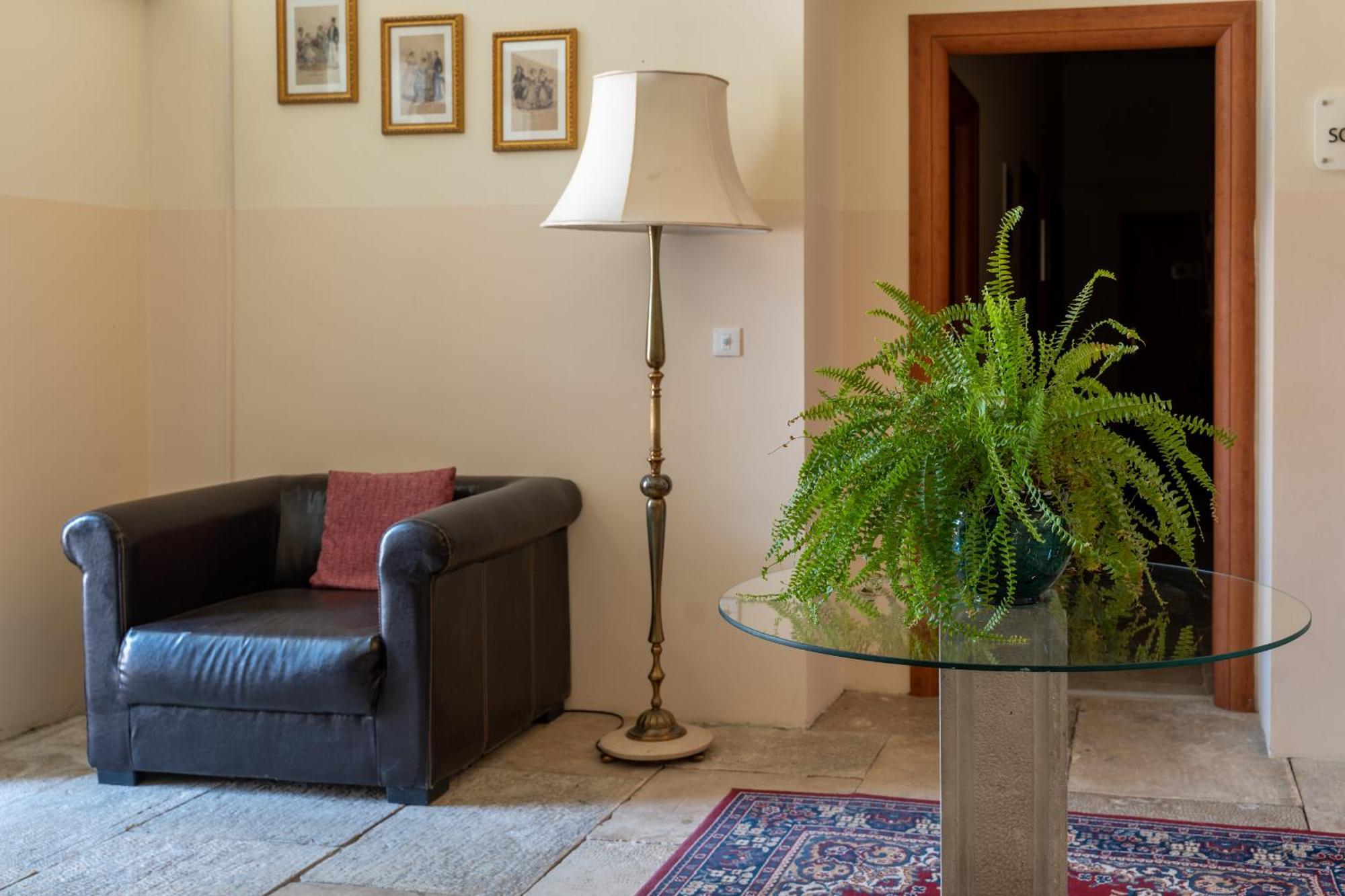 Hotel Stara Sola - Oleander Resort Korte Buitenkant foto